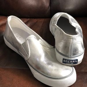 Women’s Metallic Silver Sperry